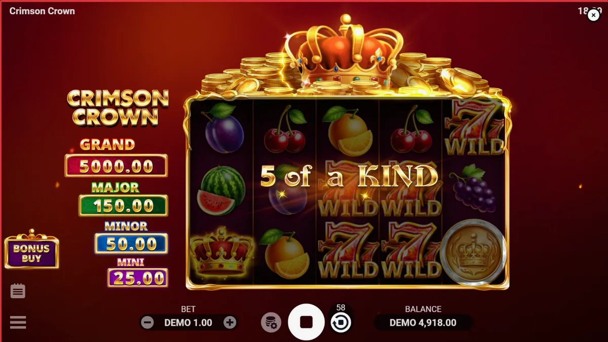 Tampilan antarmuka seluler slot Crimson Crown dengan simbol buah dan mahkota emas.